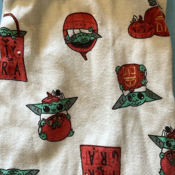 Gap Halloween Star Wars toddler boy PJs - Picture 2 of 3